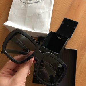 Brand new prada sunglasses